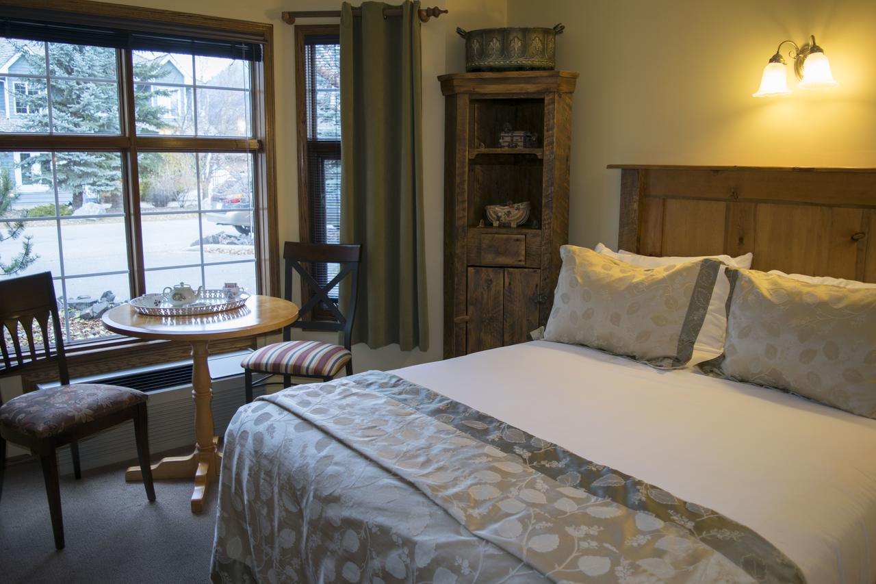 The Georgetown Inn Canmore Exterior foto