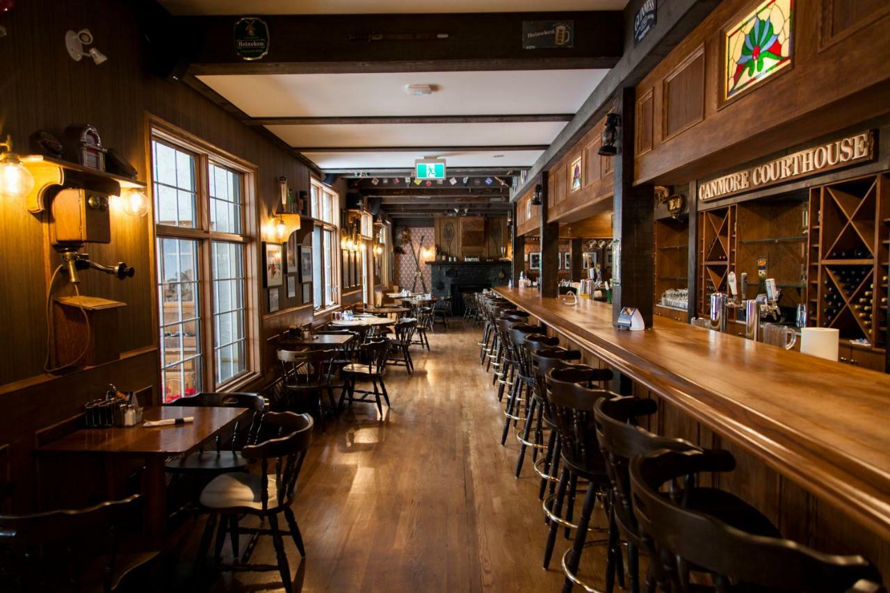 The Georgetown Inn Canmore Exterior foto